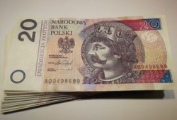 黑客多少钱一个？揭秘不同类型服务价格差异与法律风险，帮你安全省钱避坑