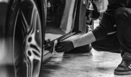 黑客先付款帮你是真的吗？揭秘网络陷阱与合法解决途径