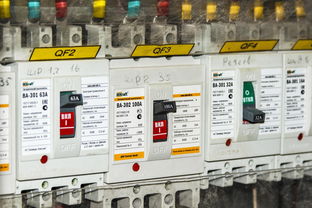 黑客技术接单是真的吗？揭秘真相与风险，教你安全避坑